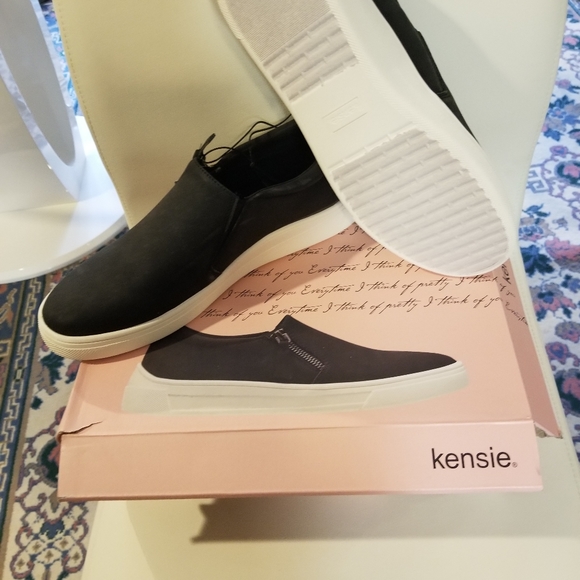 Kensie Shoes Kensie Soren Ladies Black Suede Slip On Sneakers